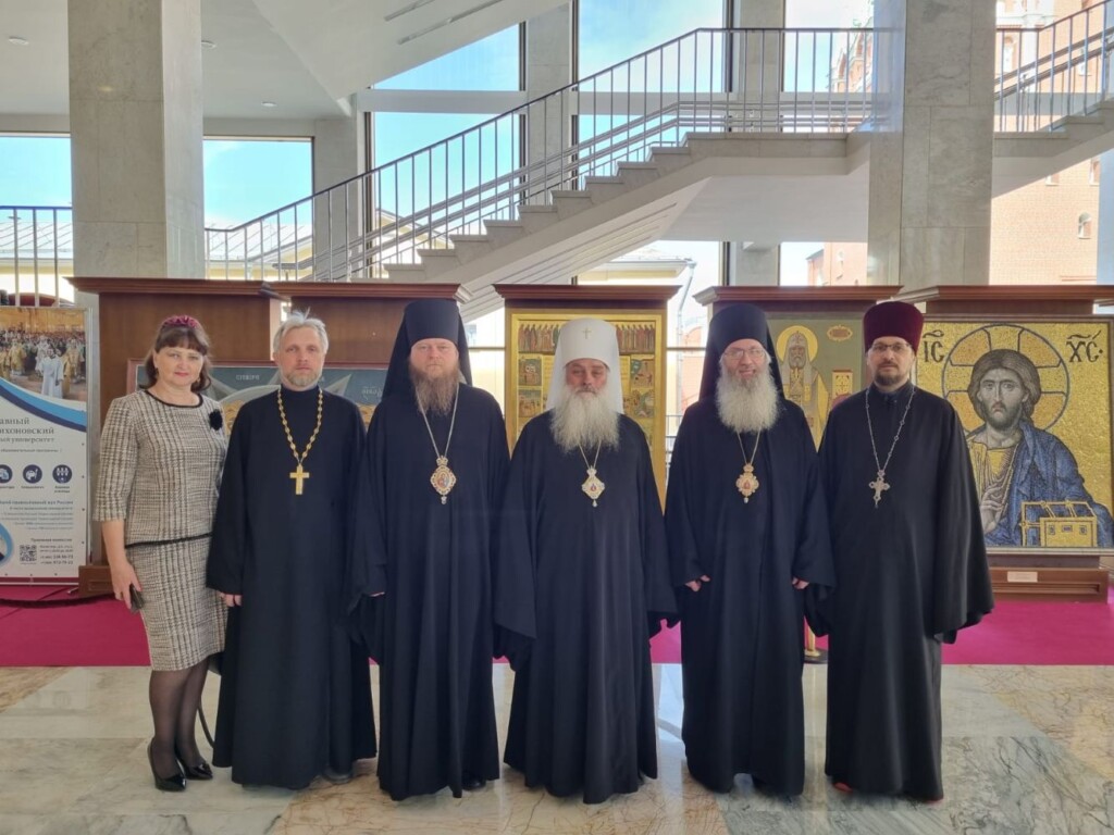 Духовенство и миряне Алтайской митрополии принимают участие в Рождественских чтениях в Москве