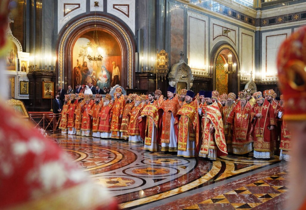 Митрополит Сергий сослужил Предстоятелю Русской Церкви в день памяти равноапостольных Мефодия и Кирилла